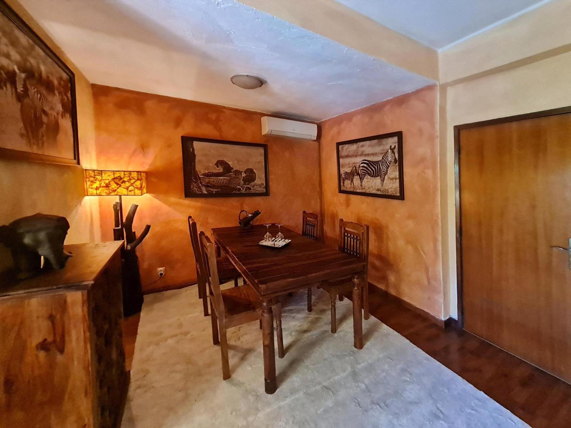 بورش Villa Paraiso - Naturism Optional Adults Only الغرفة الصورة